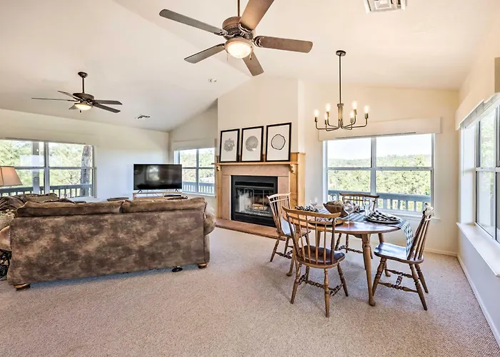 Majestic Views & Wraparound Deck: Show Haven * Pinedale