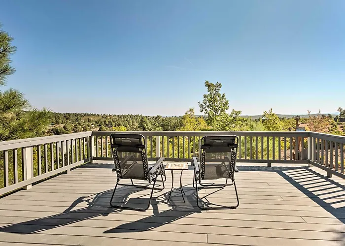 Majestic Views & Wraparound Deck: Show Haven Holiday home Pinedale