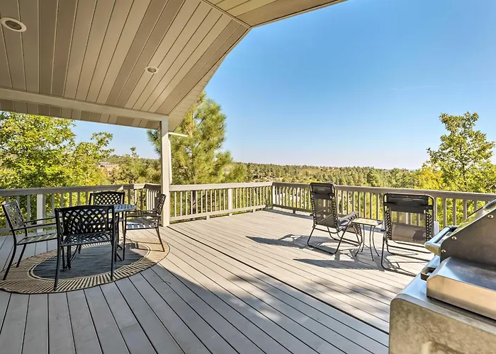 Majestic Views & Wraparound Deck: Show Haven Pinedale